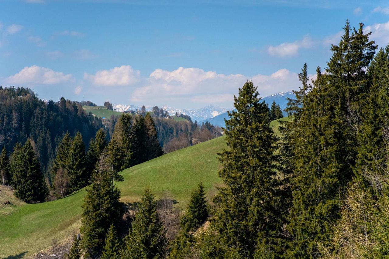 Haus Berghof Bed & Breakfast Gries am Brenner Exterior photo